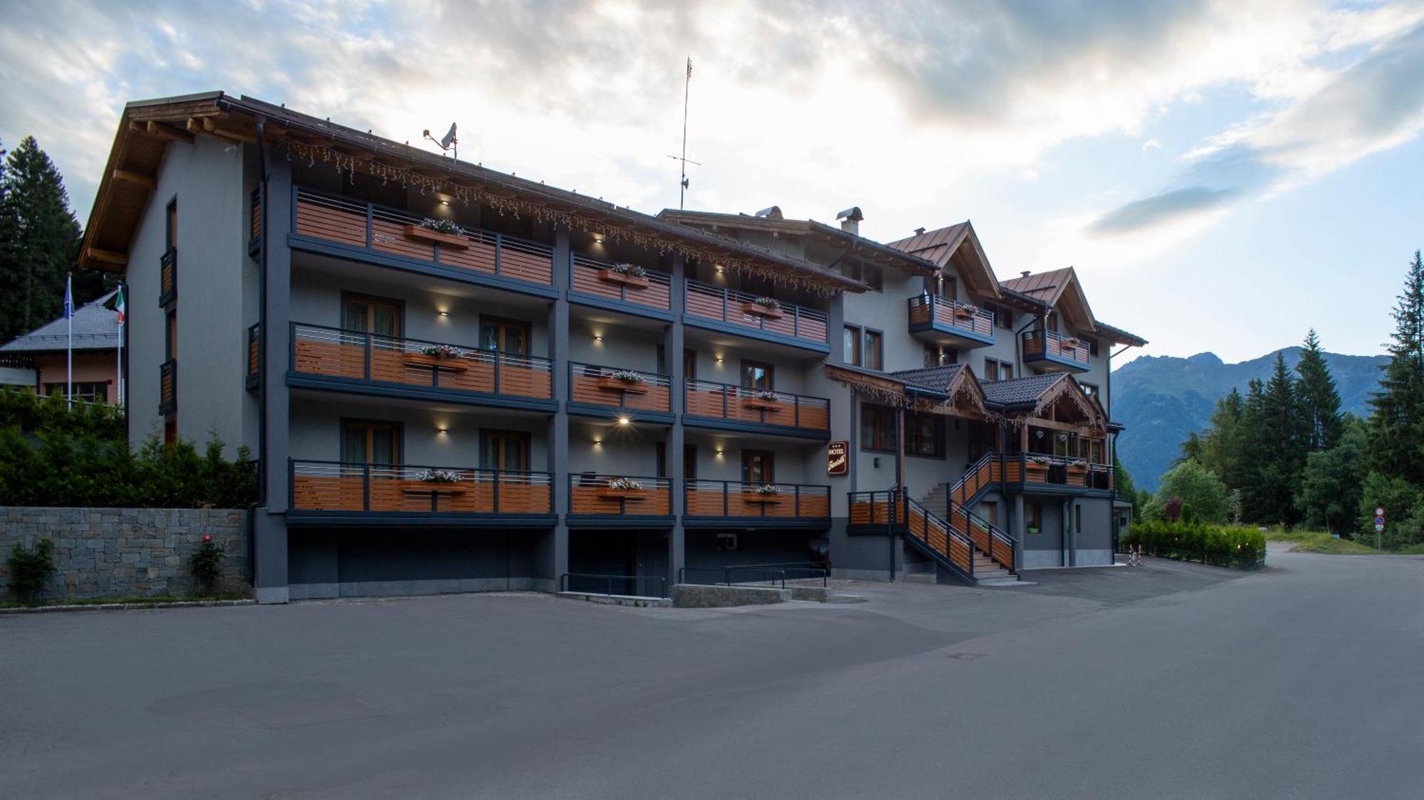 Hotel Fantelli Folgarida Dış mekan fotoğraf